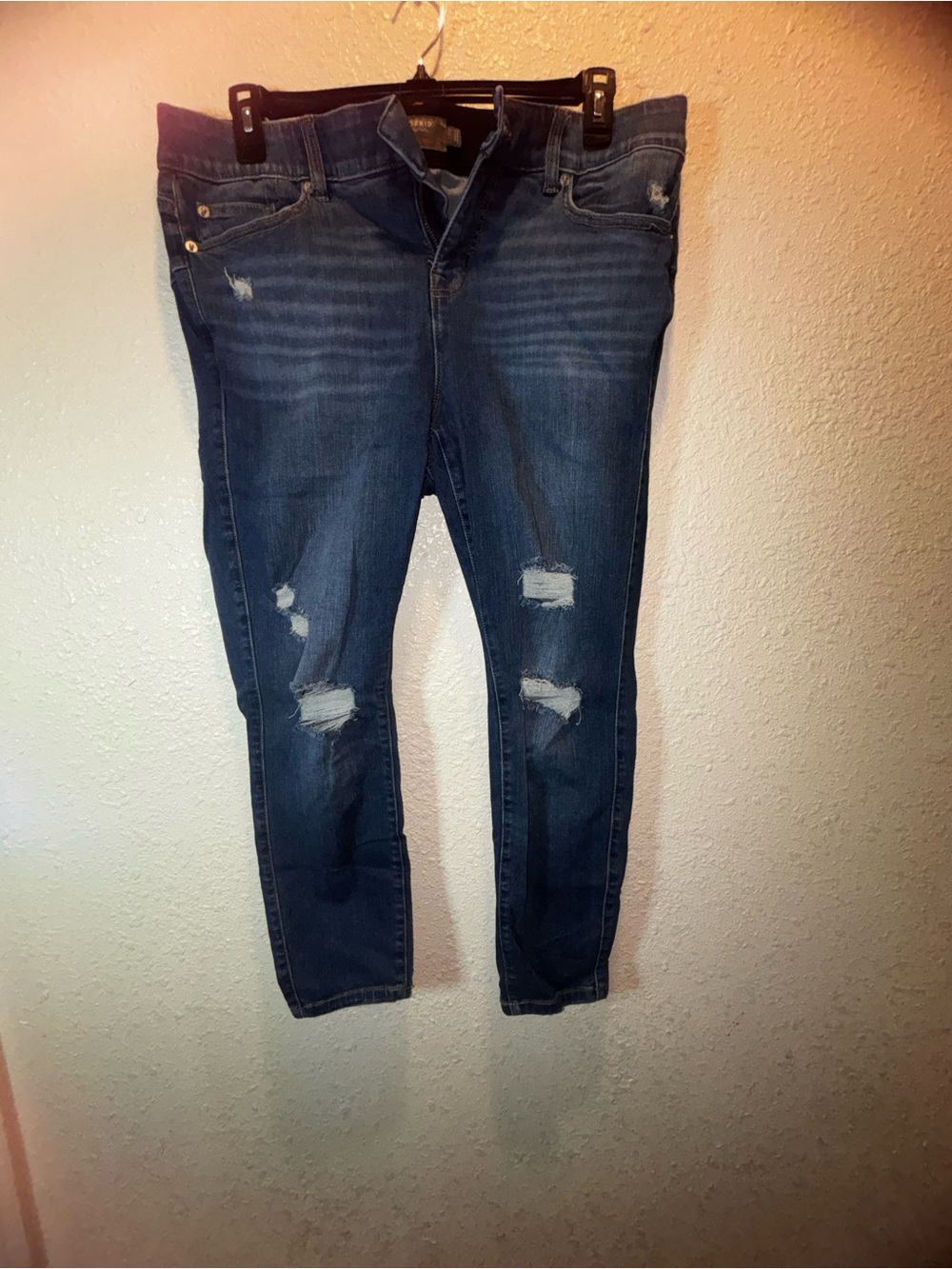 Torrid Bombshell Skinny Premium Stretch Distressed Jeans Size 18S
